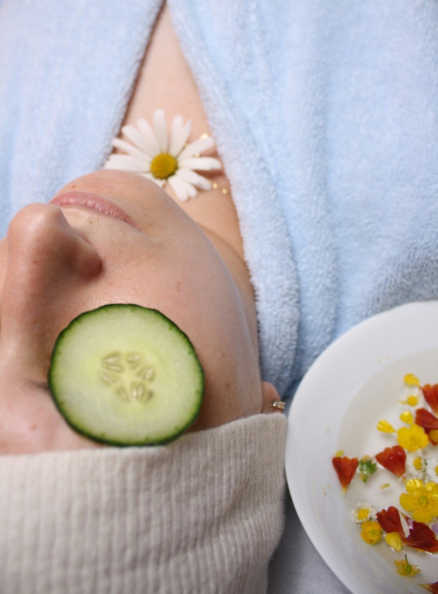 10 Common Mistakes That Make Acne Worse